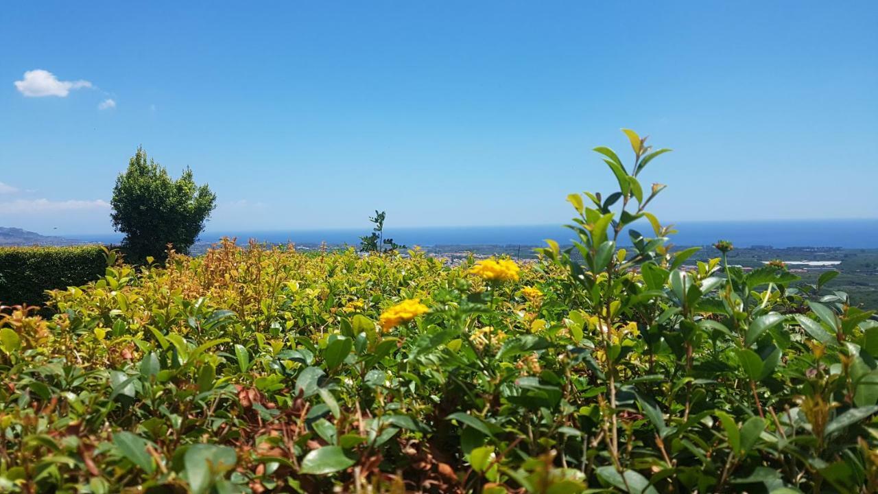 Open Land Holiday House Villa Fiumefreddo di Sicilia Exterior foto